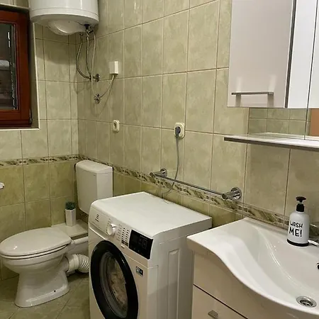 Apartment Seman *
