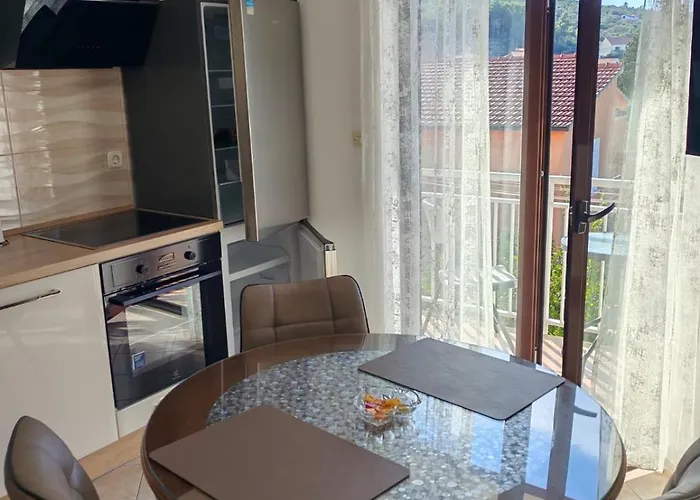 Seman 公寓 尼亚卢卡